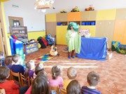 Pohádka Malenka krásná panenka